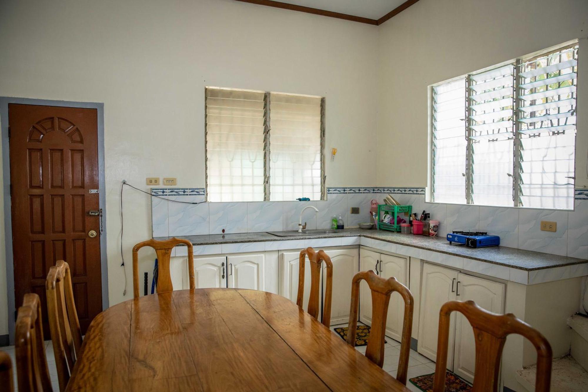 Fardesam - Budget Friendly Guest House Siquijor Bagian luar foto